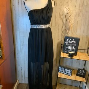 Trixxi one shoulder dress. Size large